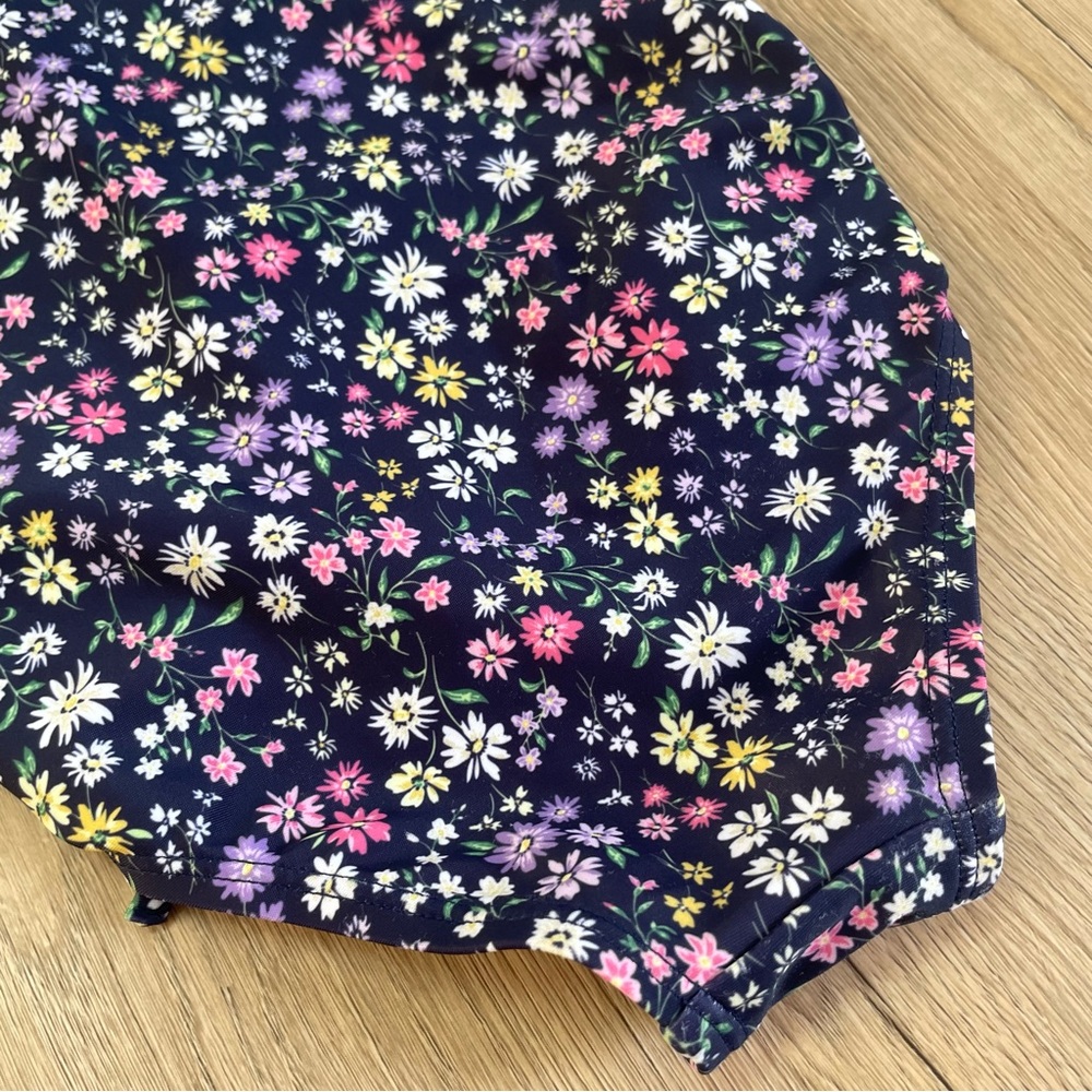 Old Navy Toddler Girl Size 5T Floral Long Sleeve Rashguard Swimsuit - Picture 5 of 6